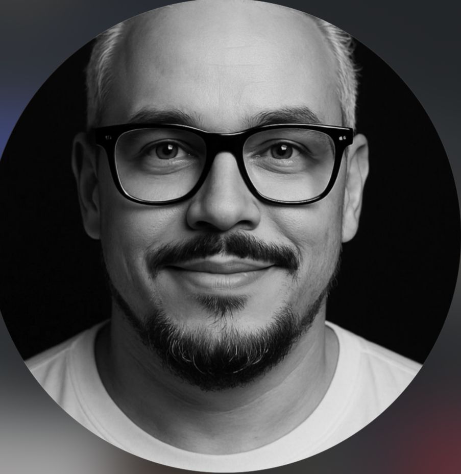 <strong>Víctor 💜 de Callao</strong>